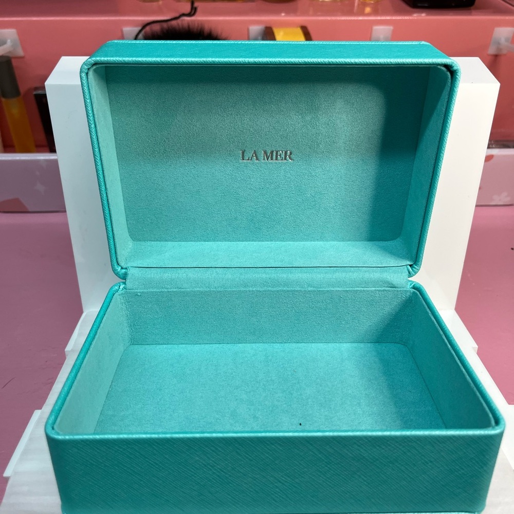 La Mer Turquoise Box - Picture 3 of 6